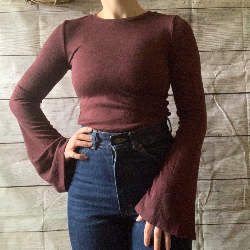 Tie back trumpet sleeve fitted top